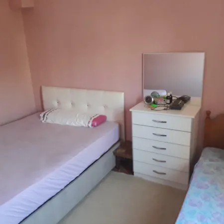 Privatunterkunft Nice Private For You